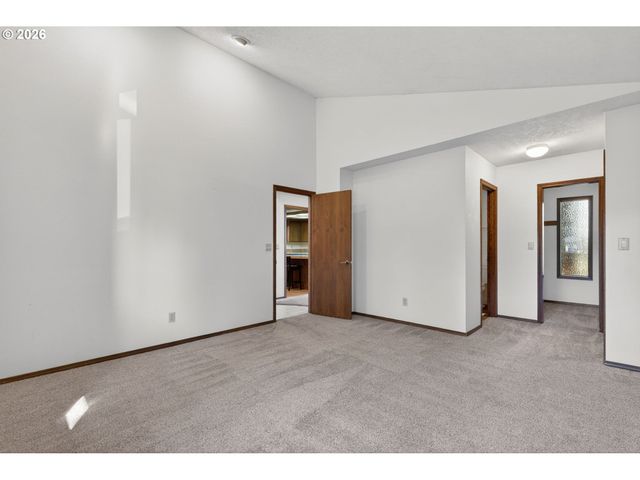 5205 Sw 153RD Ave, Beaverton, OR 97007