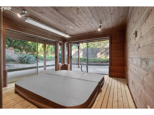 5205 Sw 153RD Ave, Beaverton, OR 97007