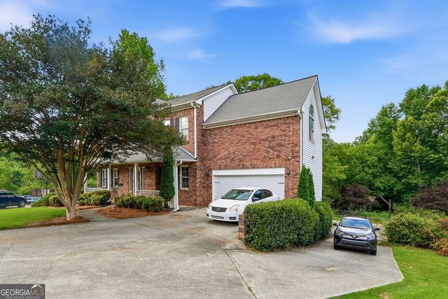 345 Oak Springs Drive NW, Lawrenceville, GA 30043