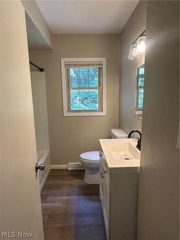 142 S Edgehill, Youngstown, OH 44515