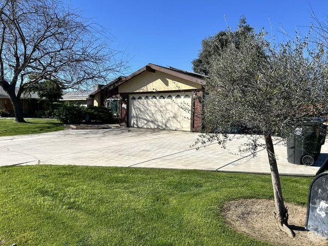 4112 Tyndall Avenue, Bakersfield, CA 93313