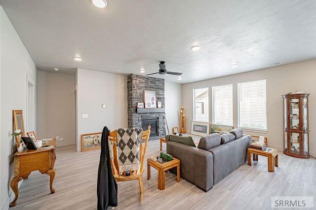 683 S 2315 W, Rexburg, ID 83440