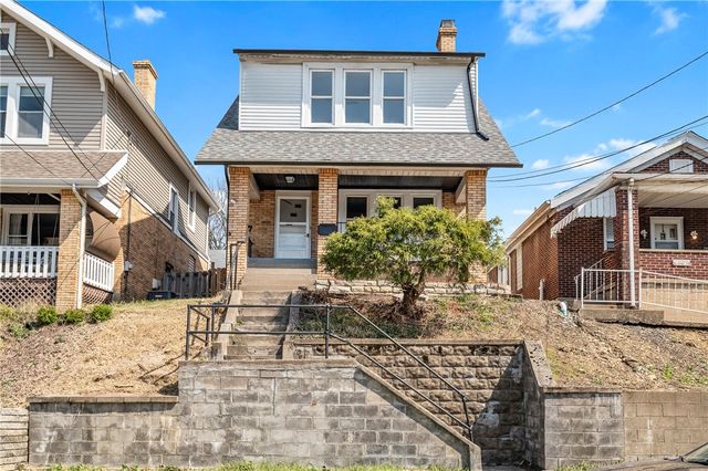 1407 Woodbourne Ave, Brookline, PA 15226