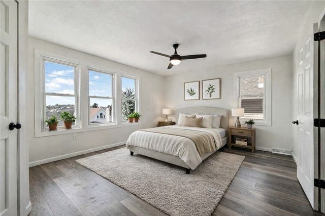 1407 Woodbourne Ave, Brookline, PA 15226