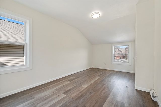 1407 Woodbourne Ave, Brookline, PA 15226