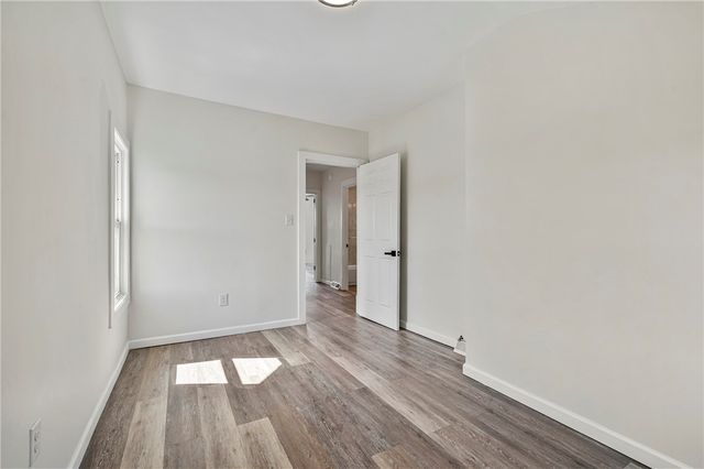 1407 Woodbourne Ave, Brookline, PA 15226