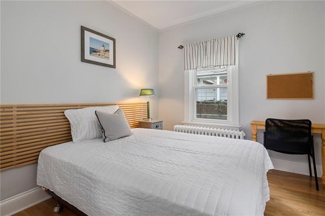 35 Brewer Street 1, Newport, RI 02840