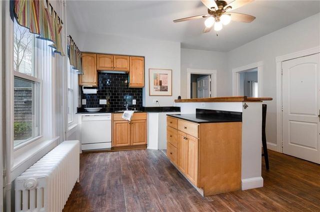 35 Brewer Street 1, Newport, RI 02840