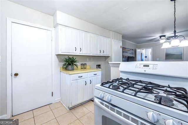 573 N Superior Avenue, Decatur, GA 30033
