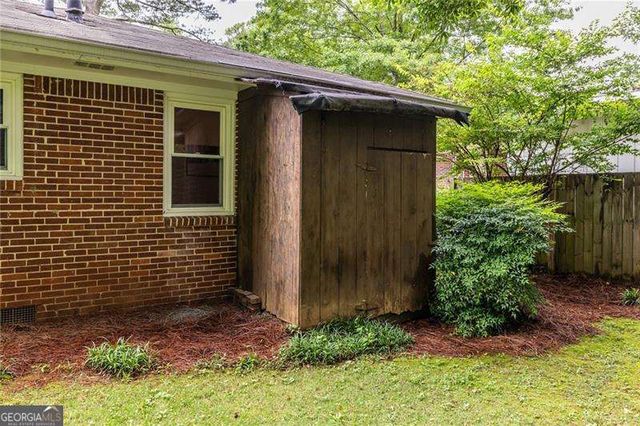 573 N Superior Avenue, Decatur, GA 30033