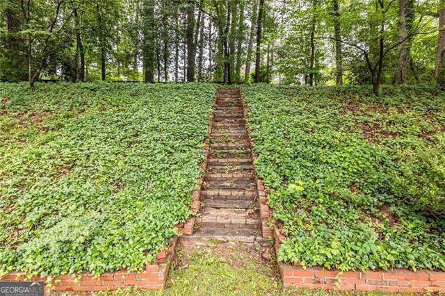 573 N Superior Avenue, Decatur, GA 30033