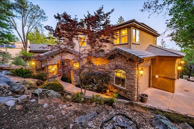 16315 Winchester Club Dr, Meadow Vista, CA 95722