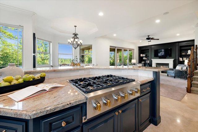 16315 Winchester Club Dr, Meadow Vista, CA 95722