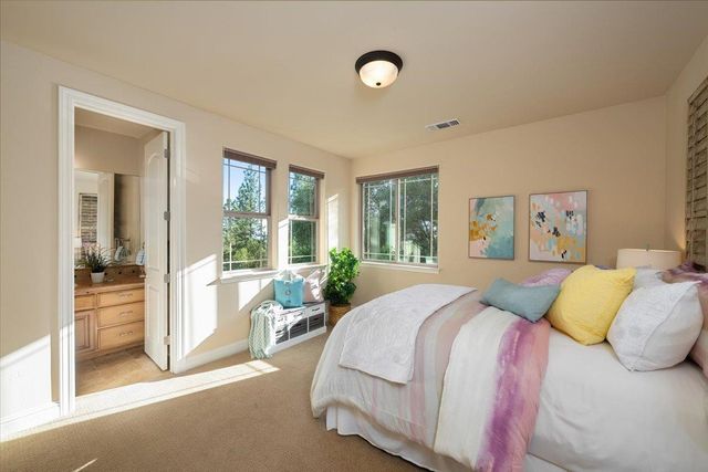 16315 Winchester Club Dr, Meadow Vista, CA 95722