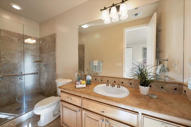 16315 Winchester Club Dr, Meadow Vista, CA 95722