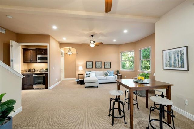 16315 Winchester Club Dr, Meadow Vista, CA 95722