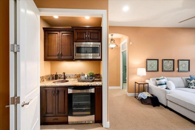 16315 Winchester Club Dr, Meadow Vista, CA 95722