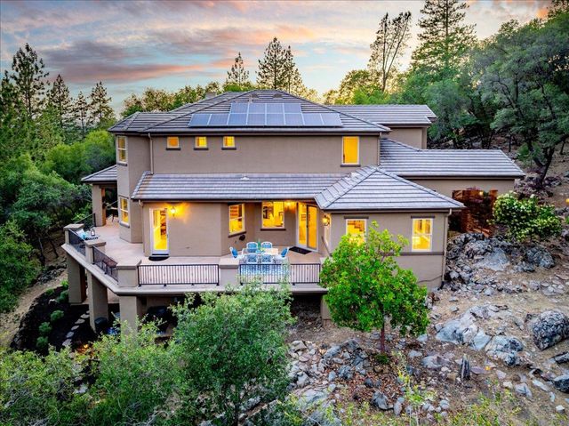 16315 Winchester Club Dr, Meadow Vista, CA 95722