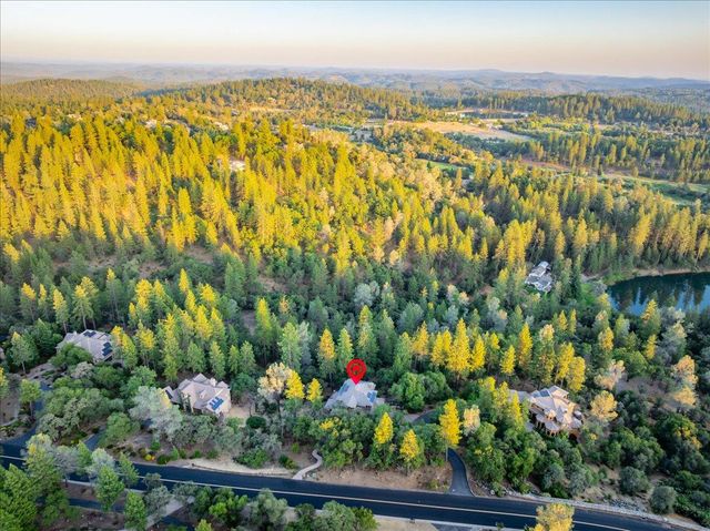 16315 Winchester Club Dr, Meadow Vista, CA 95722