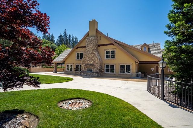 16315 Winchester Club Dr, Meadow Vista, CA 95722