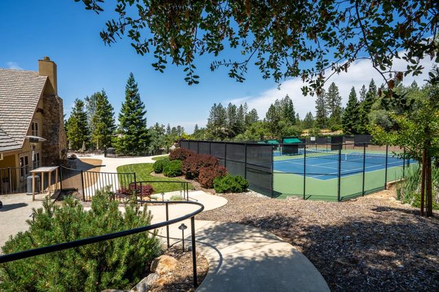 16315 Winchester Club Dr, Meadow Vista, CA 95722