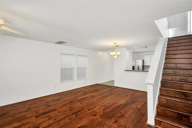 1719 Redwing Bluff Drive, Houston, TX 77009