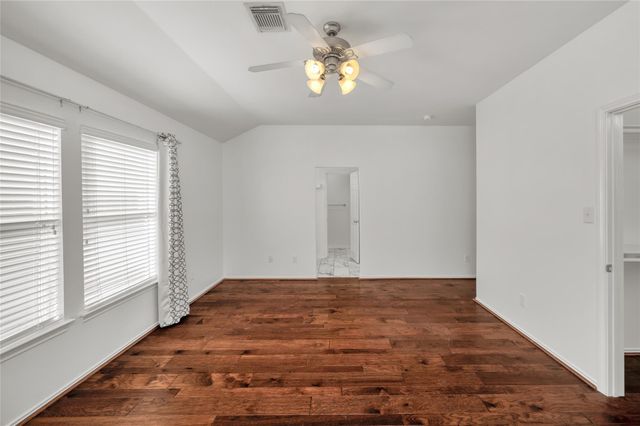 1719 Redwing Bluff Drive, Houston, TX 77009