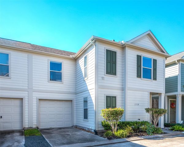 1719 Redwing Bluff Drive, Houston, TX 77009