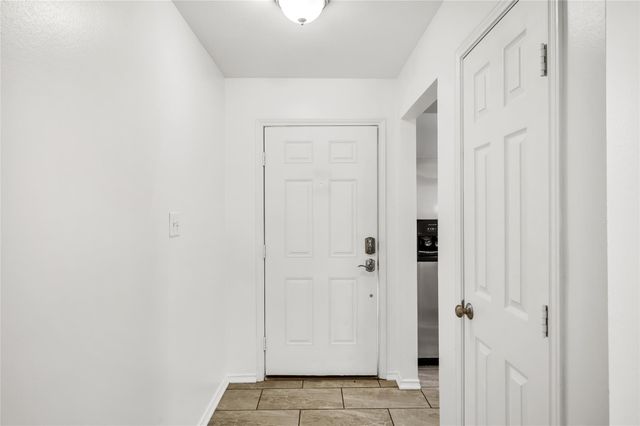 1719 Redwing Bluff Drive, Houston, TX 77009