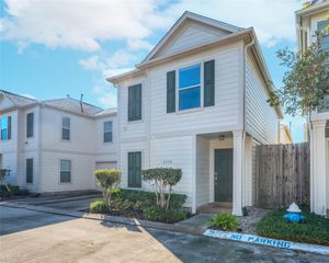 1719 Redwing Bluff Drive, Houston, TX 77009