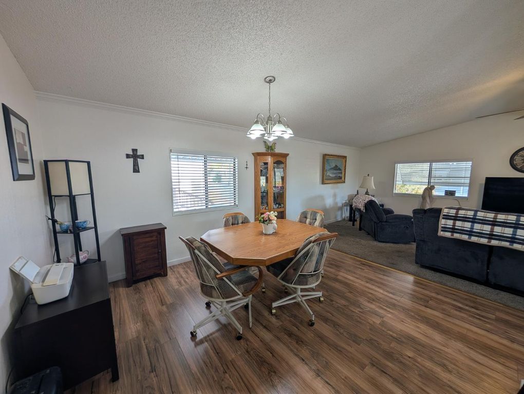 Image 9 of property listing at 1218 E Cleveland Avenue # 167, Madera, CA 93638