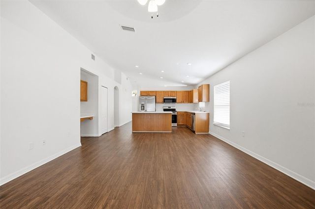 1012 CRISTELLE JEAN DRIVE, Ruskin, FL 33570