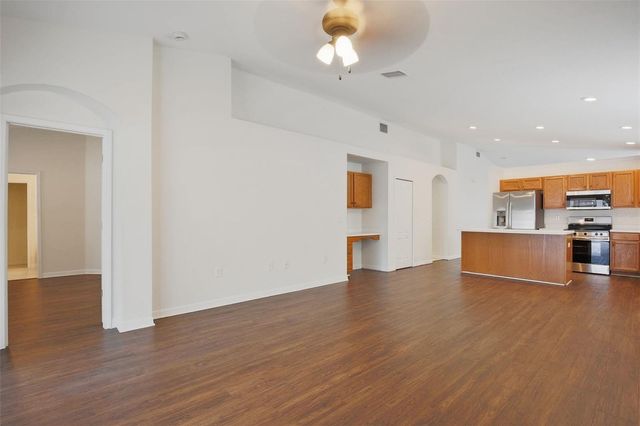 1012 CRISTELLE JEAN DRIVE, Ruskin, FL 33570