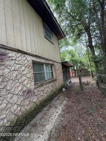 7816 JAGUAR Drive, Jacksonville, FL 32244