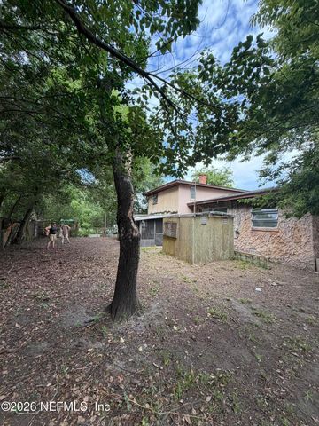 7816 JAGUAR Drive, Jacksonville, FL 32244