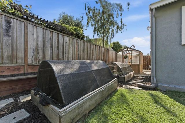 536 Coralie Drive, Walnut Creek, CA 94597