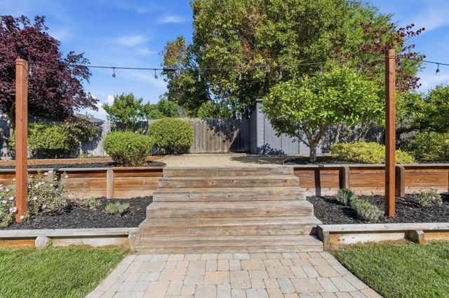 536 Coralie Drive, Walnut Creek, CA 94597