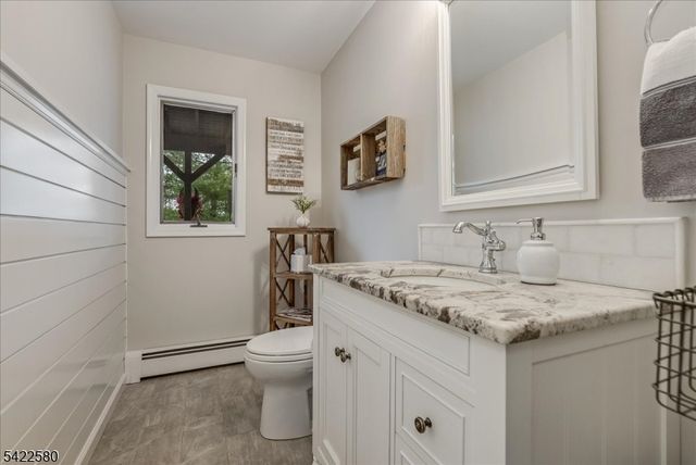 97 Skyline Dr, Sparta Twp., NJ 07871