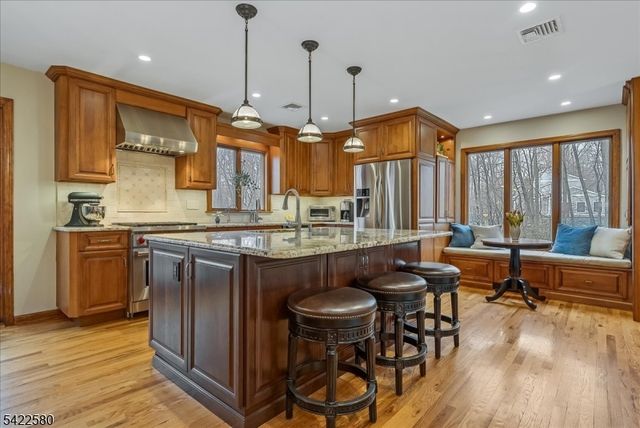 97 Skyline Dr, Sparta Twp., NJ 07871