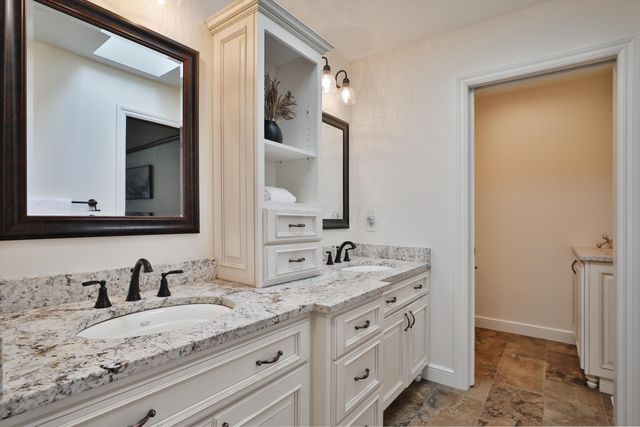 8240 Spruce Needle Court, Columbus, OH 43235