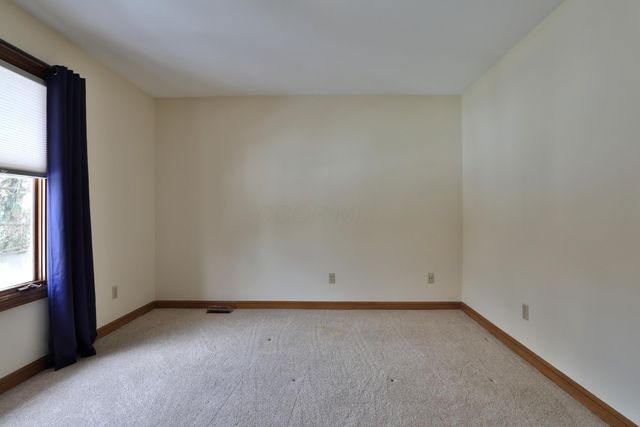 8240 Spruce Needle Court, Columbus, OH 43235