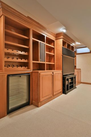 8240 Spruce Needle Court, Columbus, OH 43235