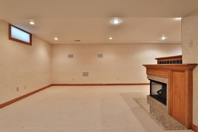 8240 Spruce Needle Court, Columbus, OH 43235