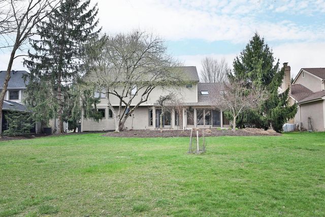 8240 Spruce Needle Court, Columbus, OH 43235