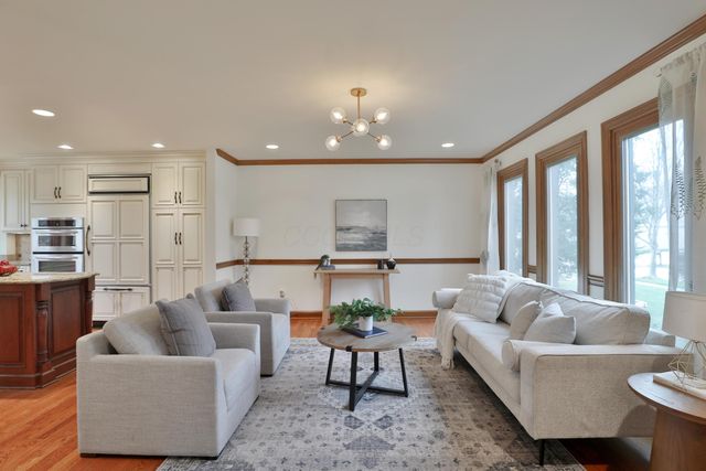 8240 Spruce Needle Court, Columbus, OH 43235