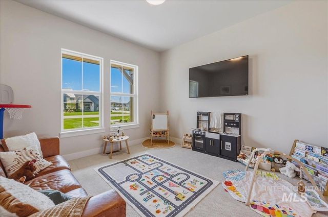 7664 W Diamond Lake Dr., Boise, ID 83714