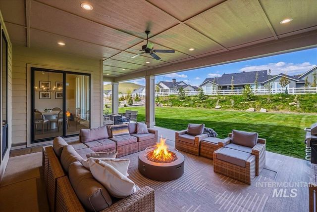 7664 W Diamond Lake Dr., Boise, ID 83714