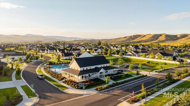 7664 W Diamond Lake Dr., Boise, ID 83714