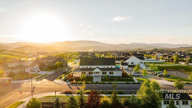 7664 W Diamond Lake Dr., Boise, ID 83714