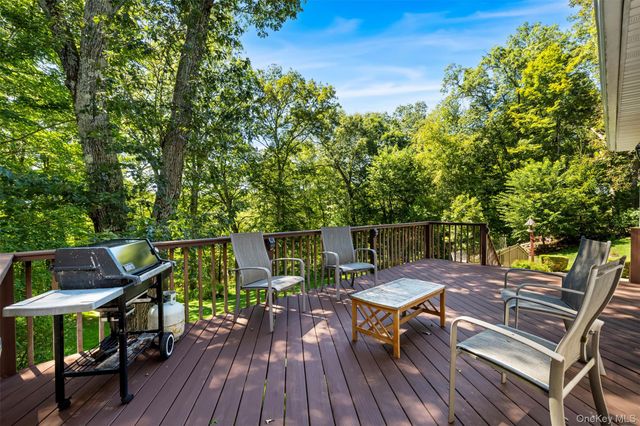 17 Ruby Lane, Carmel, NY 10512